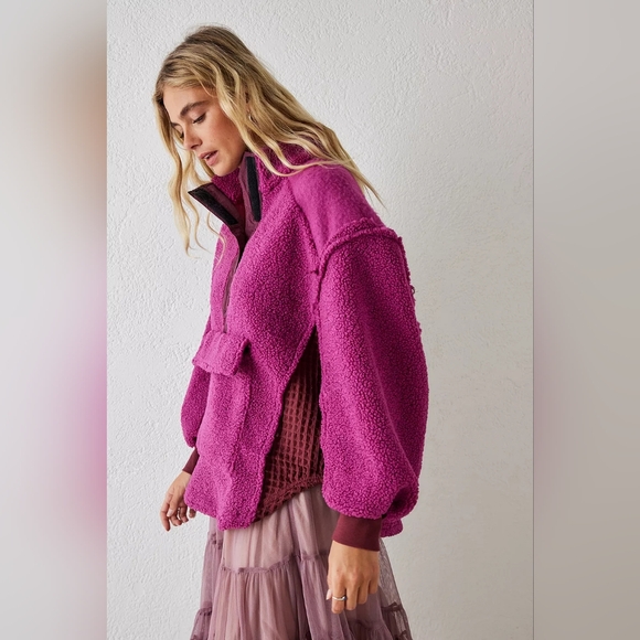 Urban Outfitters Jackets & Blazers - Urban Outfitters / BDG Kas Sherpa Mock Neck Fleece